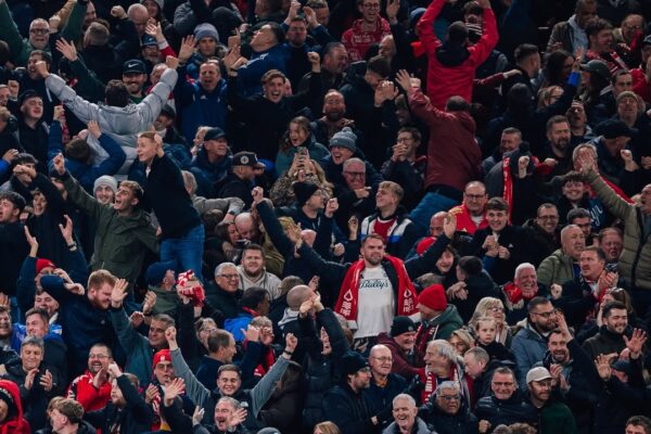 Nottingham Forest Yaiburuza Liverpool 3–0