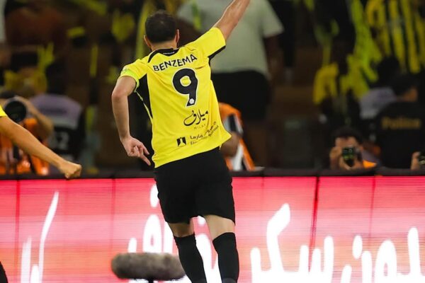 Benzema Aonyesha Nia ya Kurudi Real Madrid