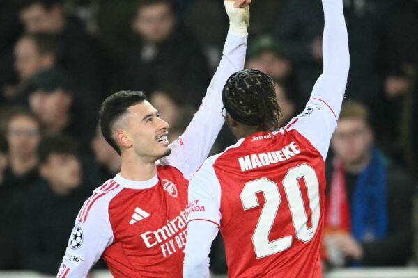 Arsenal Yaipiga Club Brugge 3-0