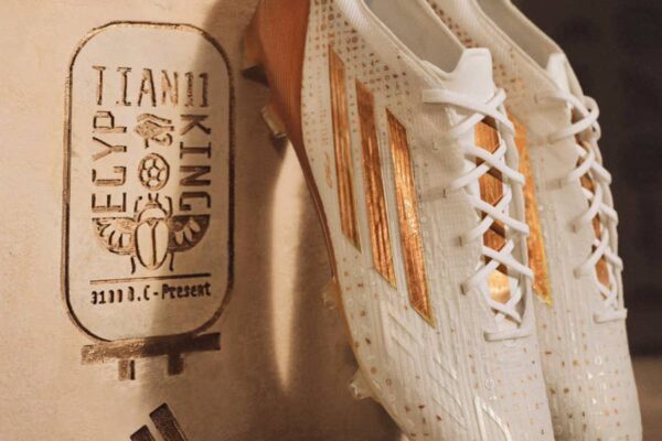 adidas Yatengeneza Viatu Maalum vya F50 kwa Mohamed Salah AFCON