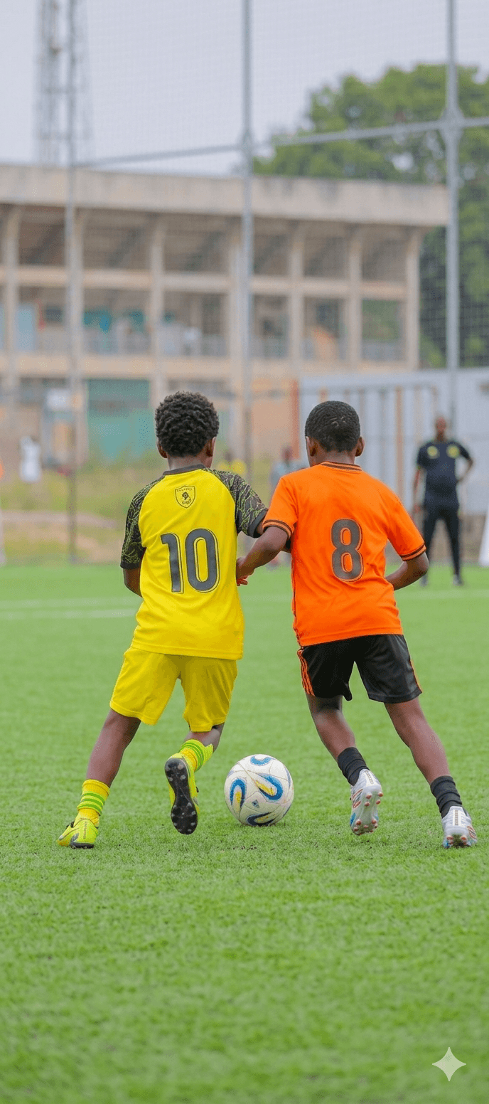 Young Soccer School na Shining Sports